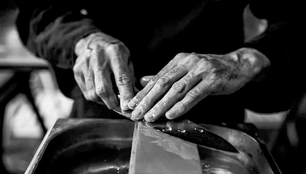 Utset fabrica cuchillos de cocina de alta gama realizados con acero japon�s