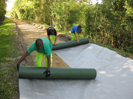 La Va Verde de Baignes es una pista de 21 km para peatones, ciclistas, patinadores y jinetes cerca de Angulema.Foto:DuPont...