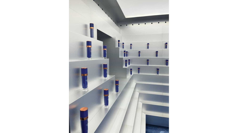 Augustinus Bader pop-up store in Paris � The Skin Lab x Crosby Studios, de Instore para Augustinus Bader