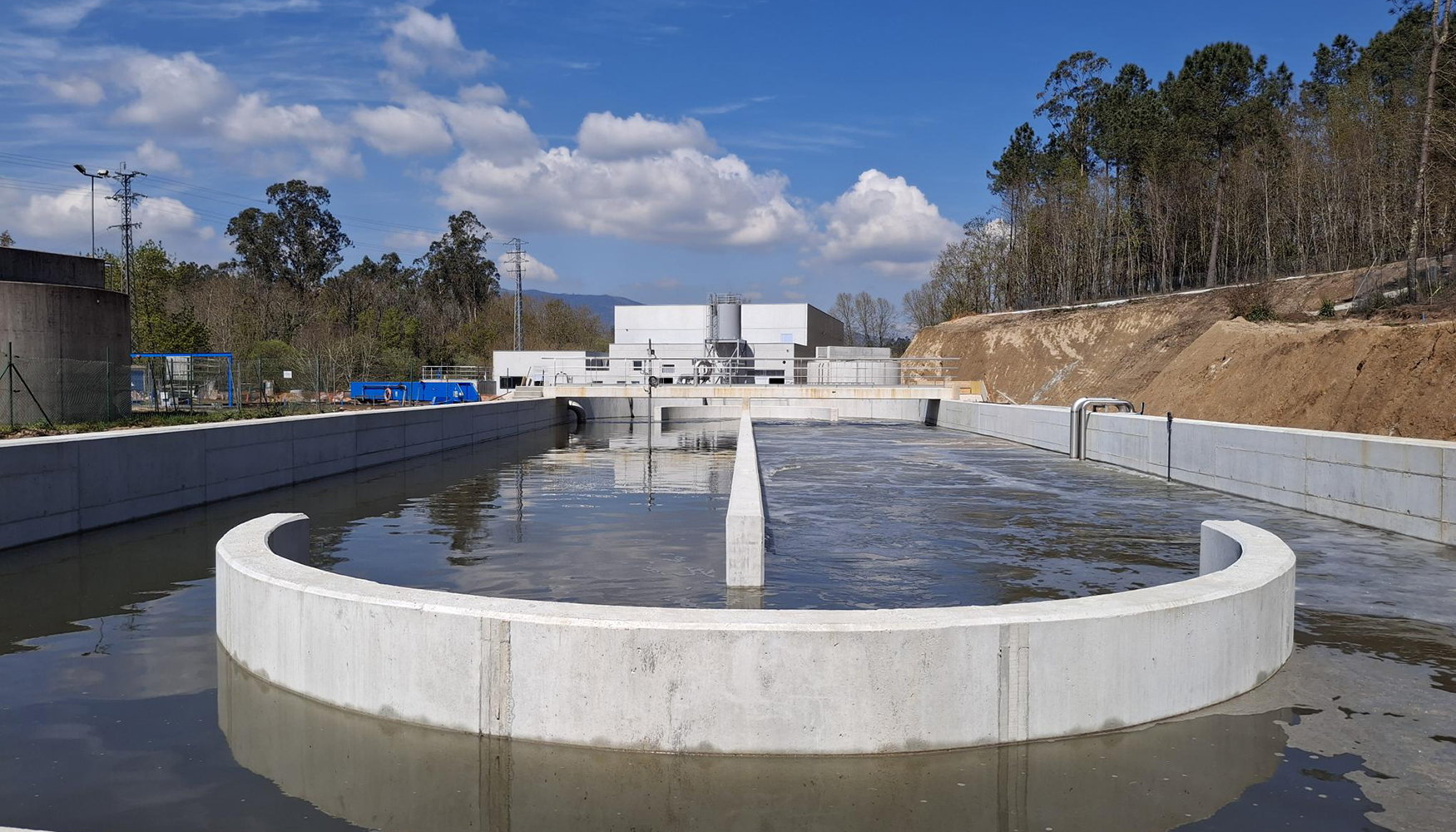 La EDAR da servicio a una poblaci�n de 20.000 habitantes equivalentes