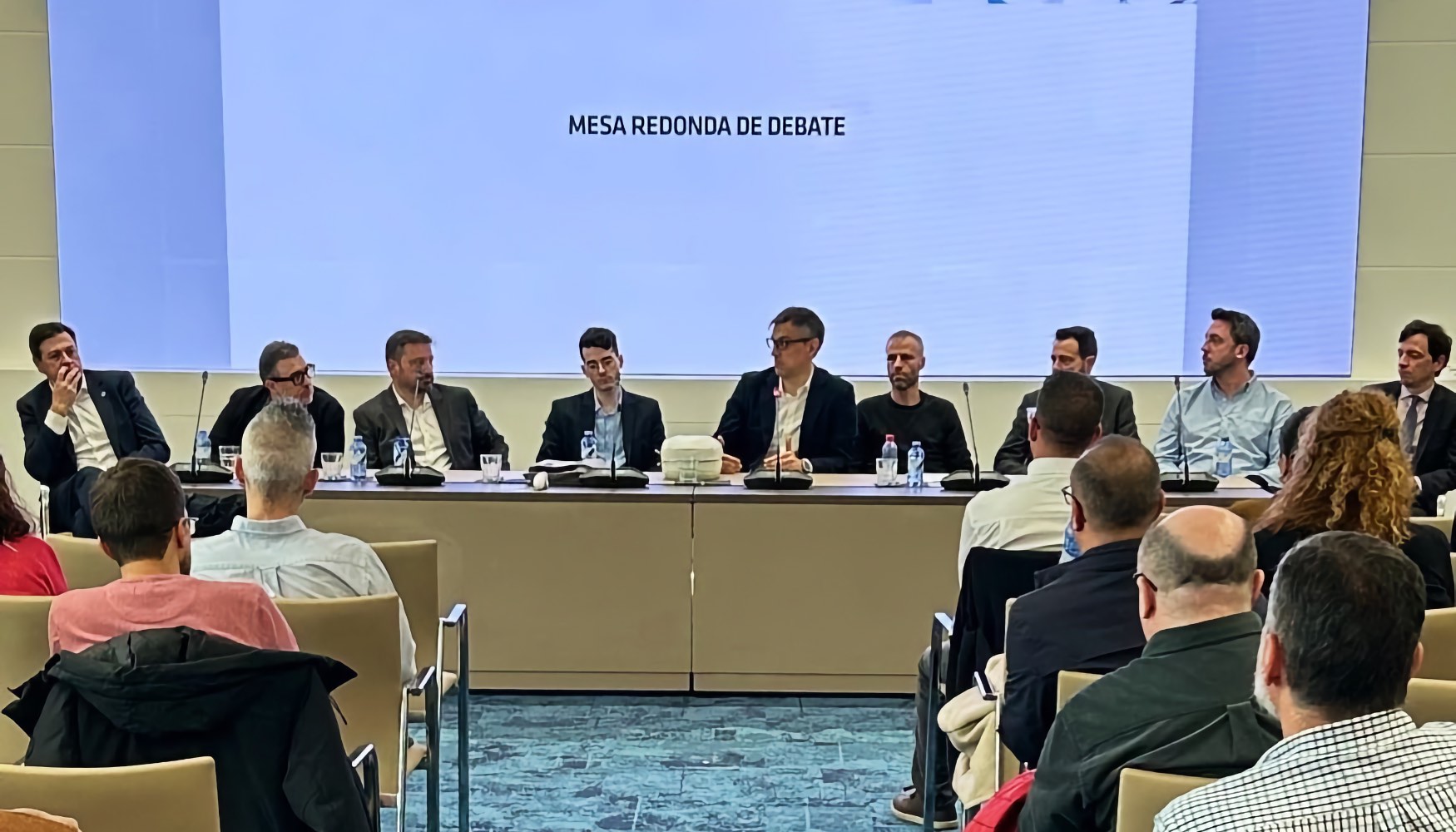 Mesa redonda de debate
