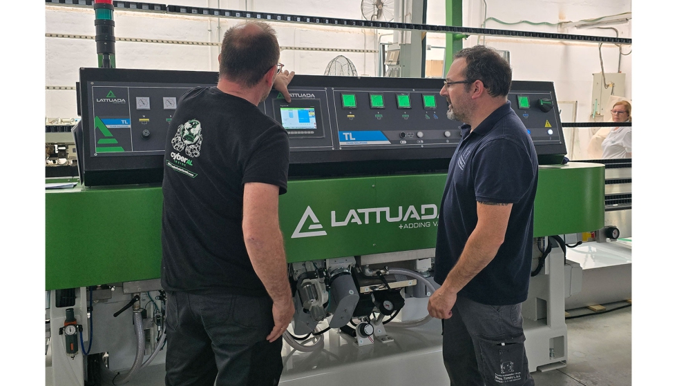 Acristalamientos Hermanos Ramrez cuenta con dos canteadoras TL 10 PC H60 de Adelio Lattuada