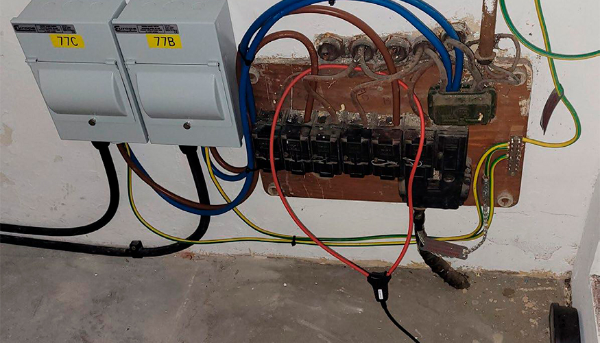 Los datos mostraron que la corriente m�xima extra�da del suministro, durante el per�odo de registro...