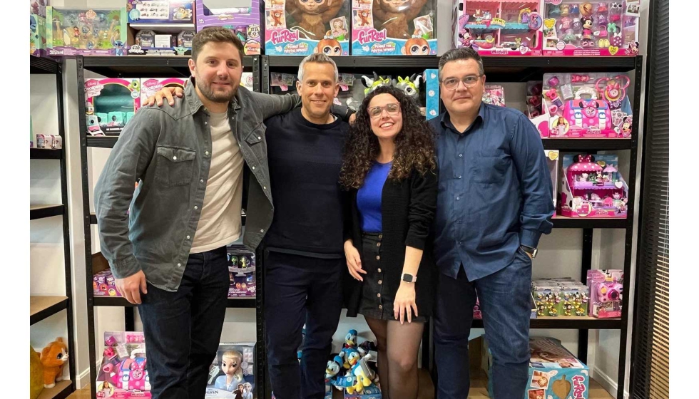 Marc Cruells, operations manager, Alexis Lanzas, country manager Iberia, Cristina Codina, coordinadora sales and marketing, y David Vidrier...