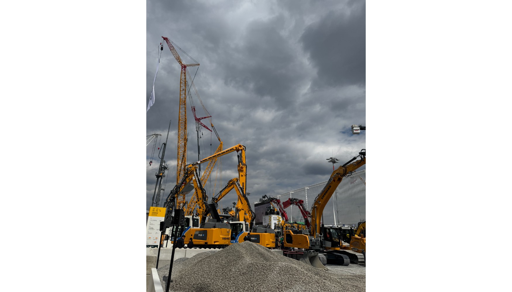 rea de maquinaria de movimiento de tierras