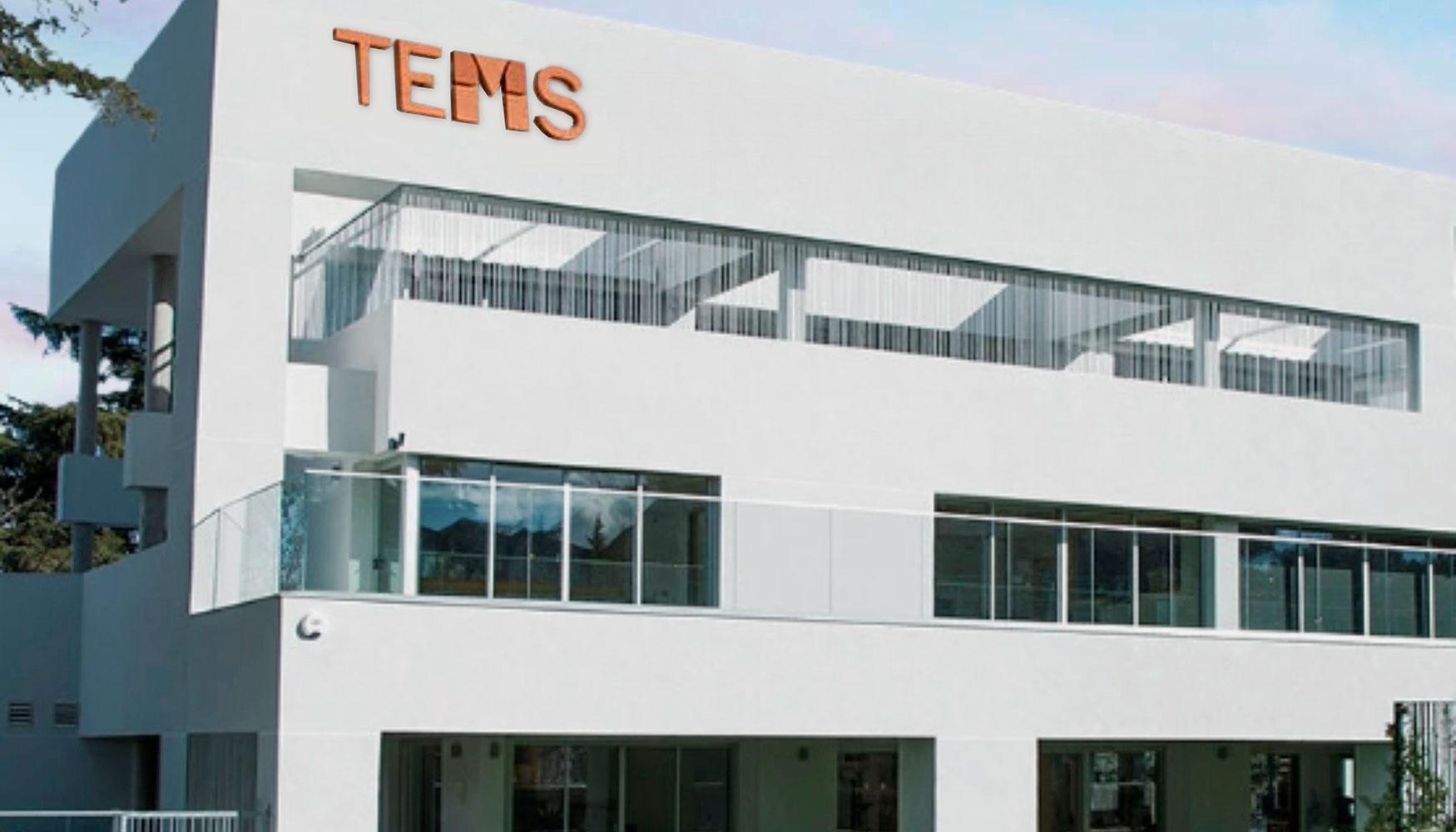 Edificio de la escuela Montessori La Florida que pasar� a formar parte de TEMS