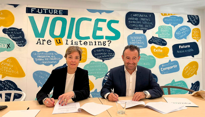 Marta Balenciaga Arrieta, decana-presidente del COIT y Miguel S�nchez Galindo, director general de DigitalES