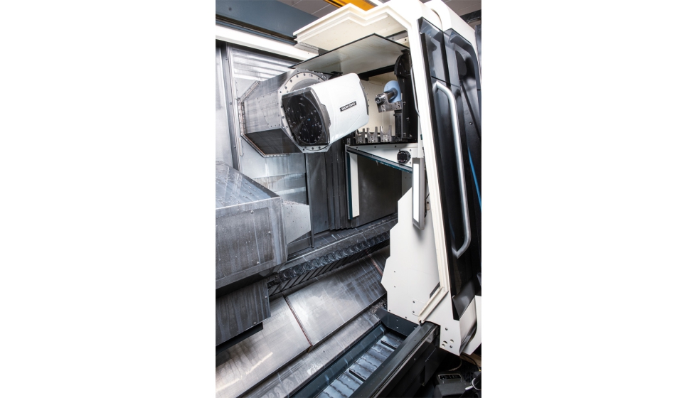 Compartimento separado para herramientas de gran tama�o en el �rea de trabajo...