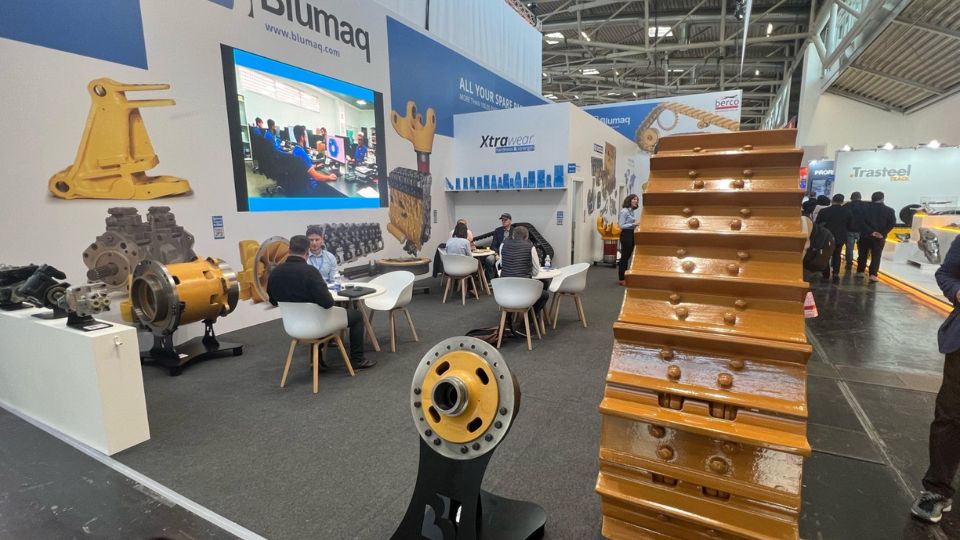 A Blumaq aproveitou a sua presena na Bauma para dar a conhecer algumas das solues que compem o seu vasto catlogo