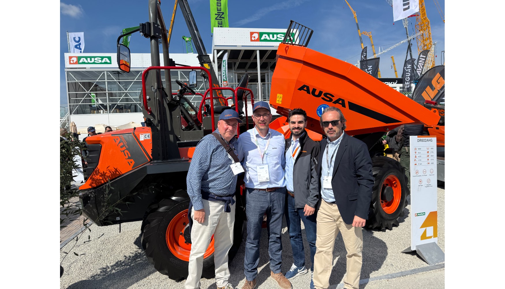 Nuevo dumper reversible DR602AHG en Bauma 2025...