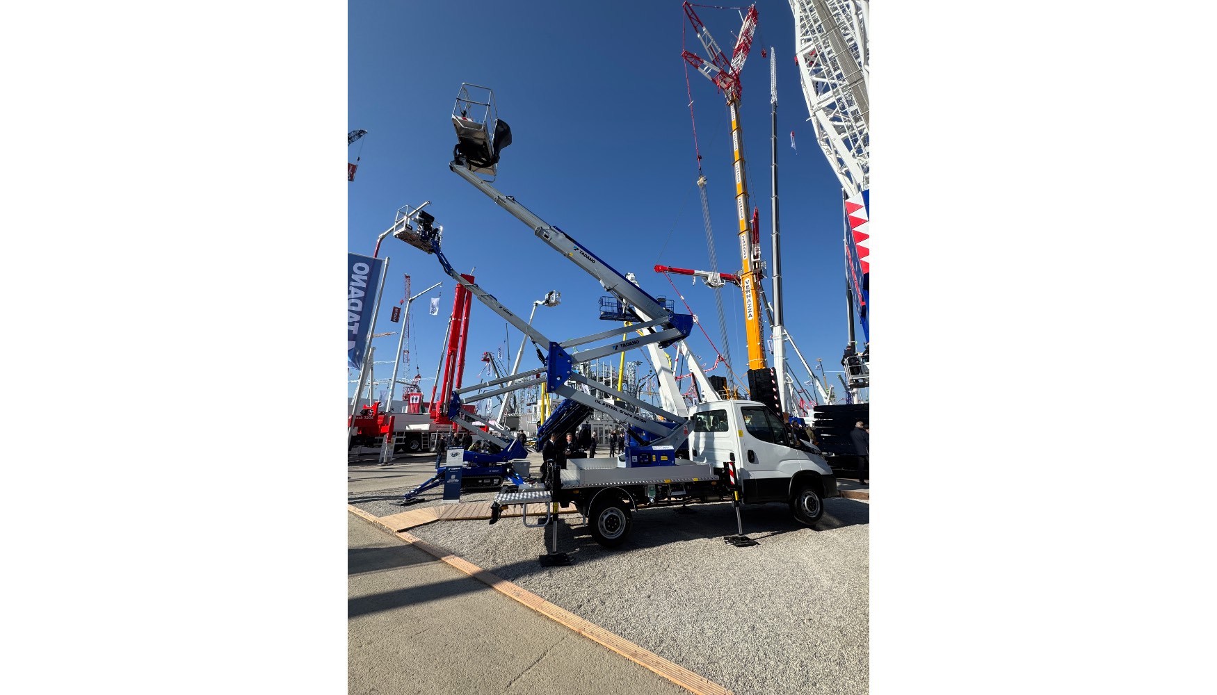 Tadano-Oil&Steel Snake 2010H