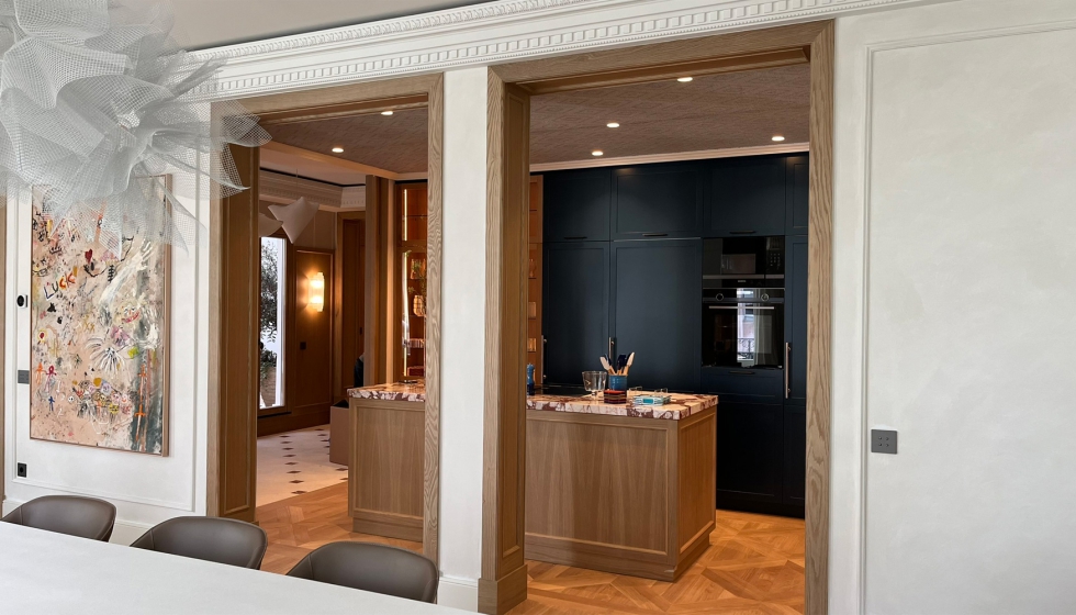 El m�rmol le da un toque natural y atrevido al dise�o de este espacio