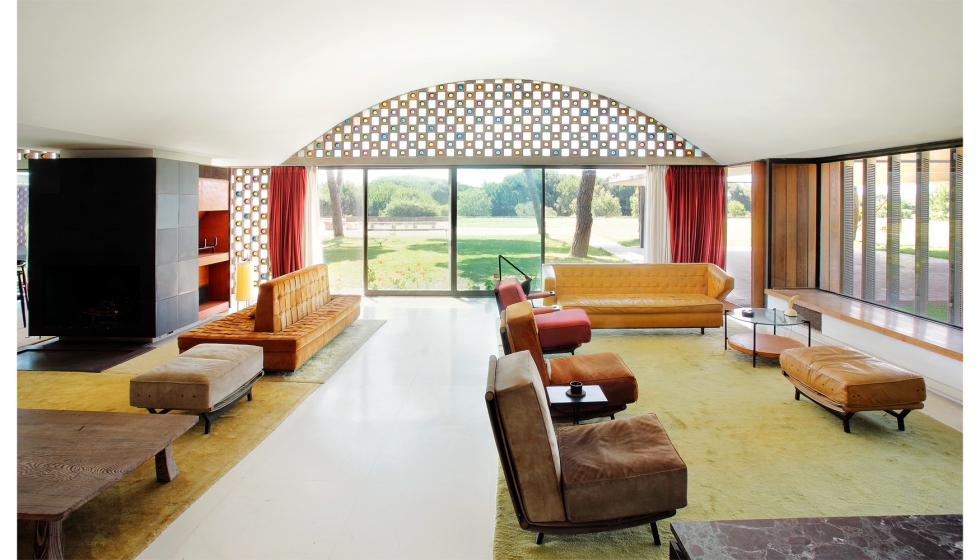 La casa conserva los muebles originales...