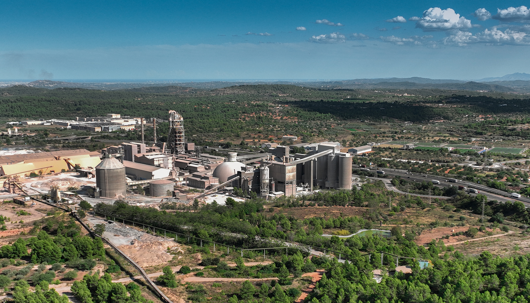 Planta integral de cemento