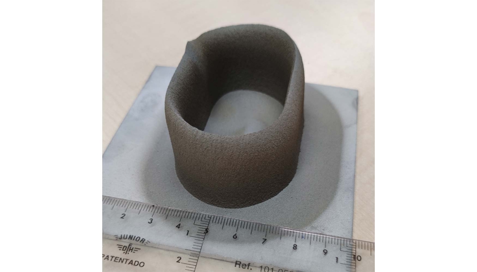 Pieza acabada en acero inoxidable con tecnologa Metal Knitting. Universitat de Barcelona (UB) y el Centre de Projecci Trmica (CPT)...