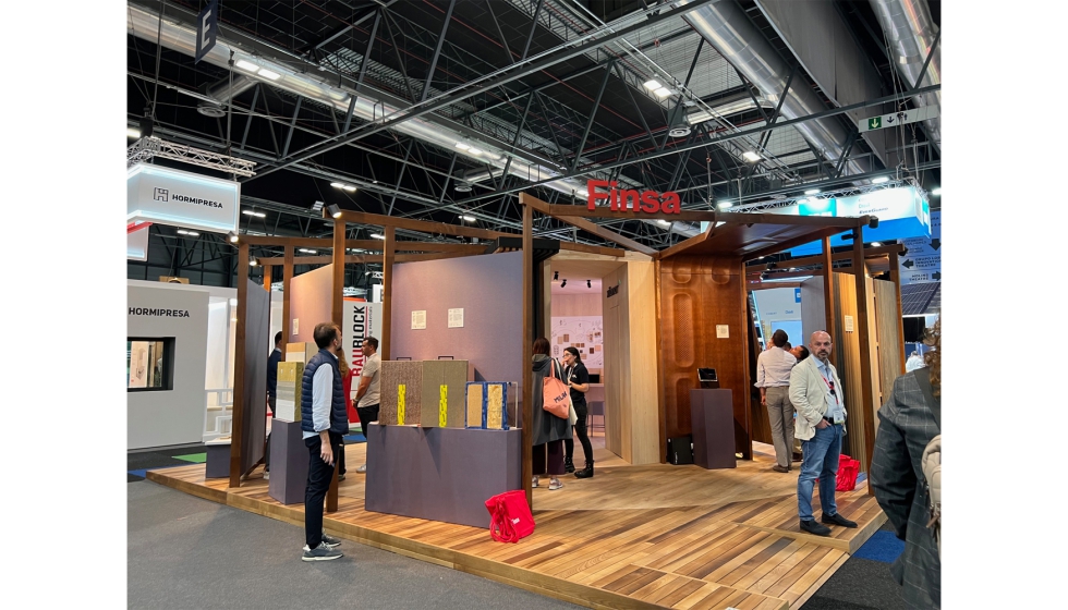 La empresa particip� por cuarto a�o consecutivo como global partner con un stand que muestra soluciones industrializadas en decorativos...