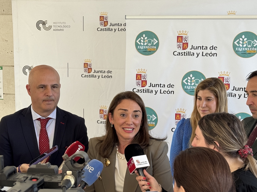 La consejera de Agricultura, Ganader�a y Desarrollo Rural, Mar�a Gonz�lez Corral...