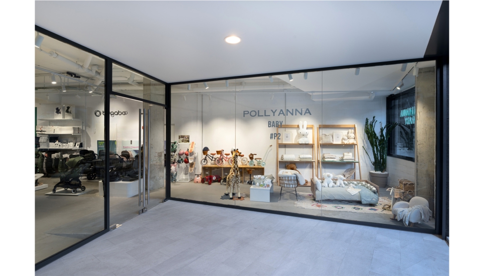 El punto de venta est� ubicado a 70 metros de la arteria comercial principal de Andorra, entre Andorra la Vella y Escaldes-Engordany...