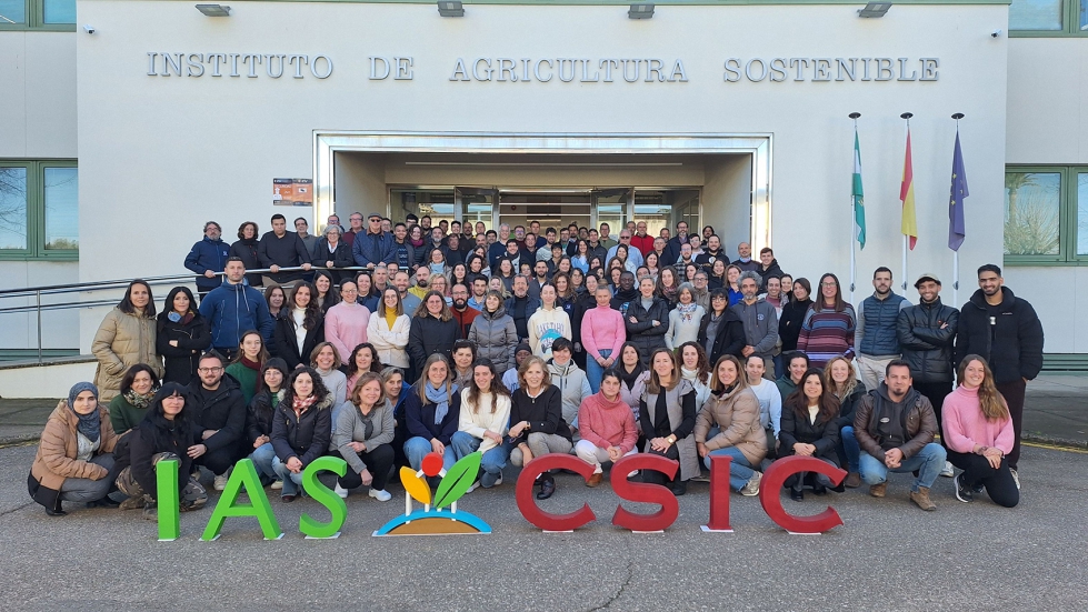 Tres de los investigadores del IAS que aparecen en el ranking 'Best Plant Science and Agronomy Scientist in Spain' se encuentran entre los mil...