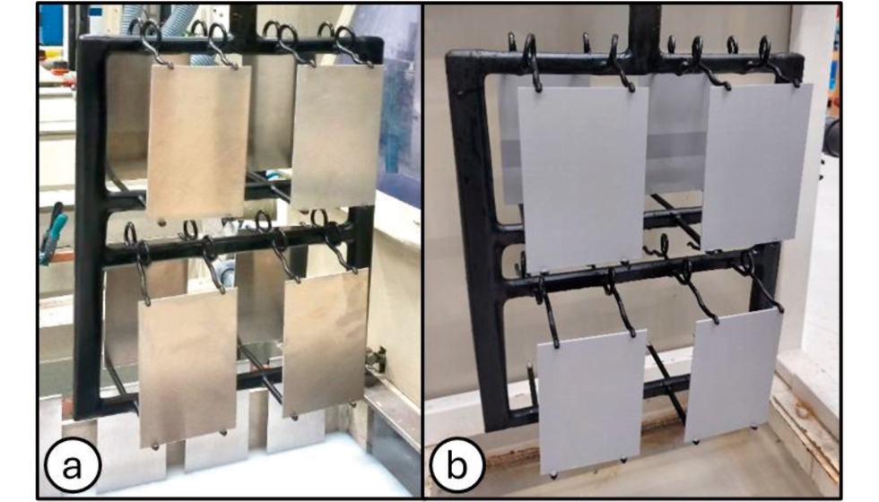 Figura 6 � Paneles de prueba de aluminio (AA2024-T3) antes (a) y despu�s (b) del lacado anafor�tico