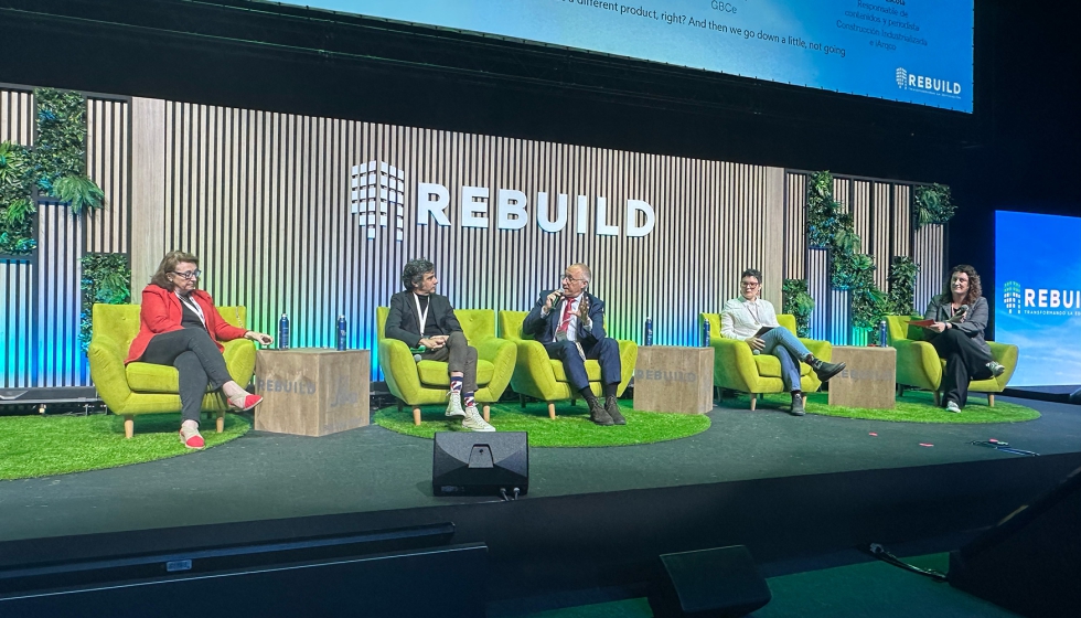 De izquierda a derecha...