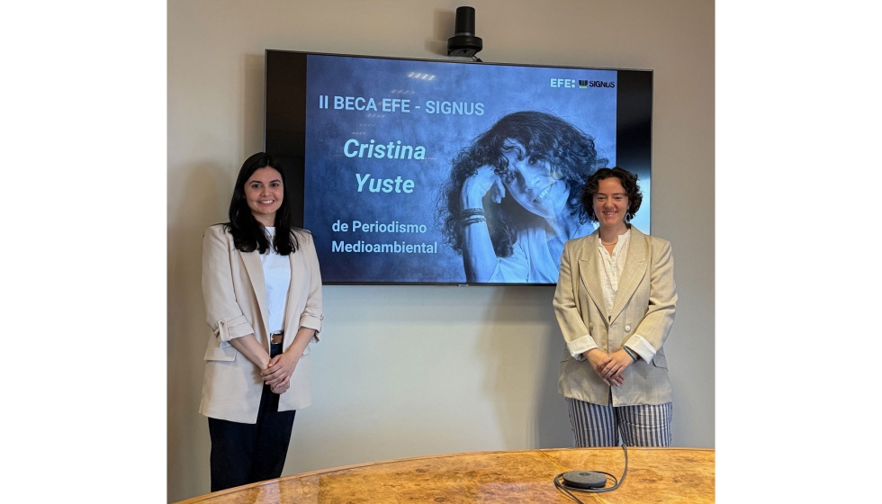 De izquierda a derecha, Karina Godoy y la anterior merecedora de esta beca, Nora Sesmero