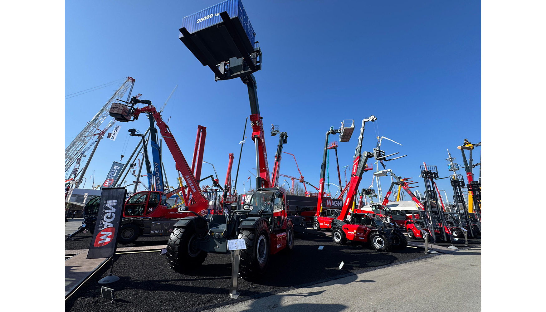 Stand de Magni en Bauma 2025