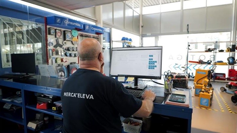 Instalaciones de Merca-Eleva