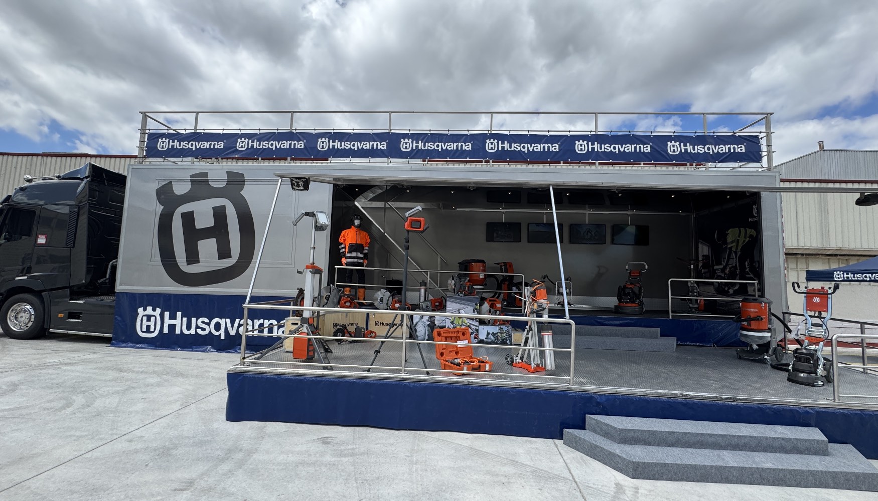 Camin que recorrer las diez paradas del Tour Iberia 2025 de Husqvarna Construction