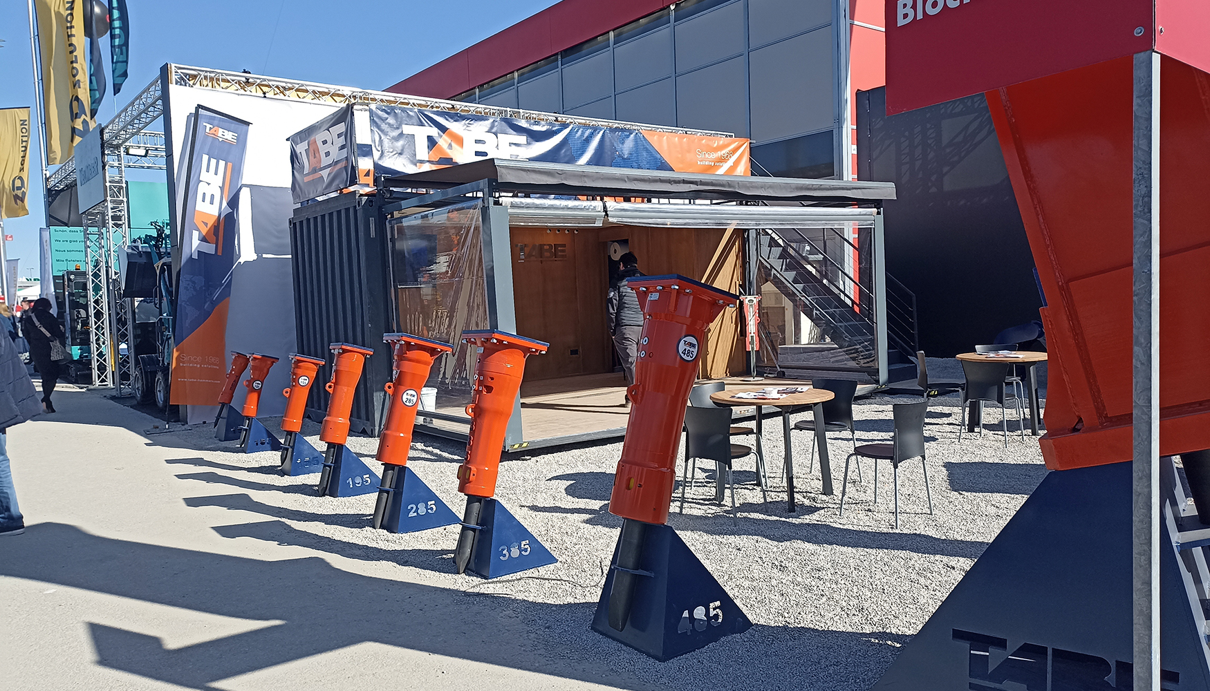 La renovada gama de martillos compactos fue protagonista en el stand de Tabe