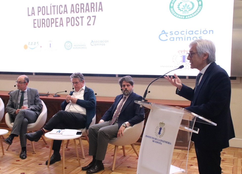 Expertos y representantes institucionales reclamaron una reforma pr�ctica de la PAC...