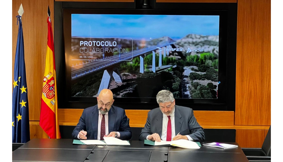 El acuerdo fue firmado por el presidente de Adif, Pedro Marco de la Peña, y el presidente de Mafex, Víctor Ruiz El acuerdo fue firmado por el presidente de Adif, Pedro Marco de la Peña, y el presidente de Mafex, Víctor Ruiz