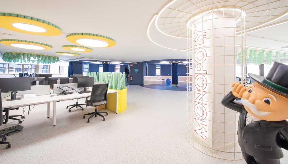 Los iconos de los juegos m�s populares de la marca est�n muy presentes en los espacios de la oficina. Foto: Dobleese Estudio...