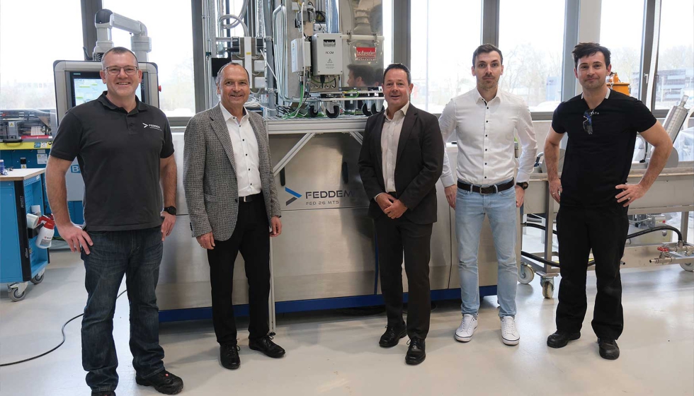 De izquierda a derecha: Sebastian Jost (experto t�cnico s�nior, FEDDEM), Dieter Gro� (director general, Feddem), Prof. Dr.-Ing...