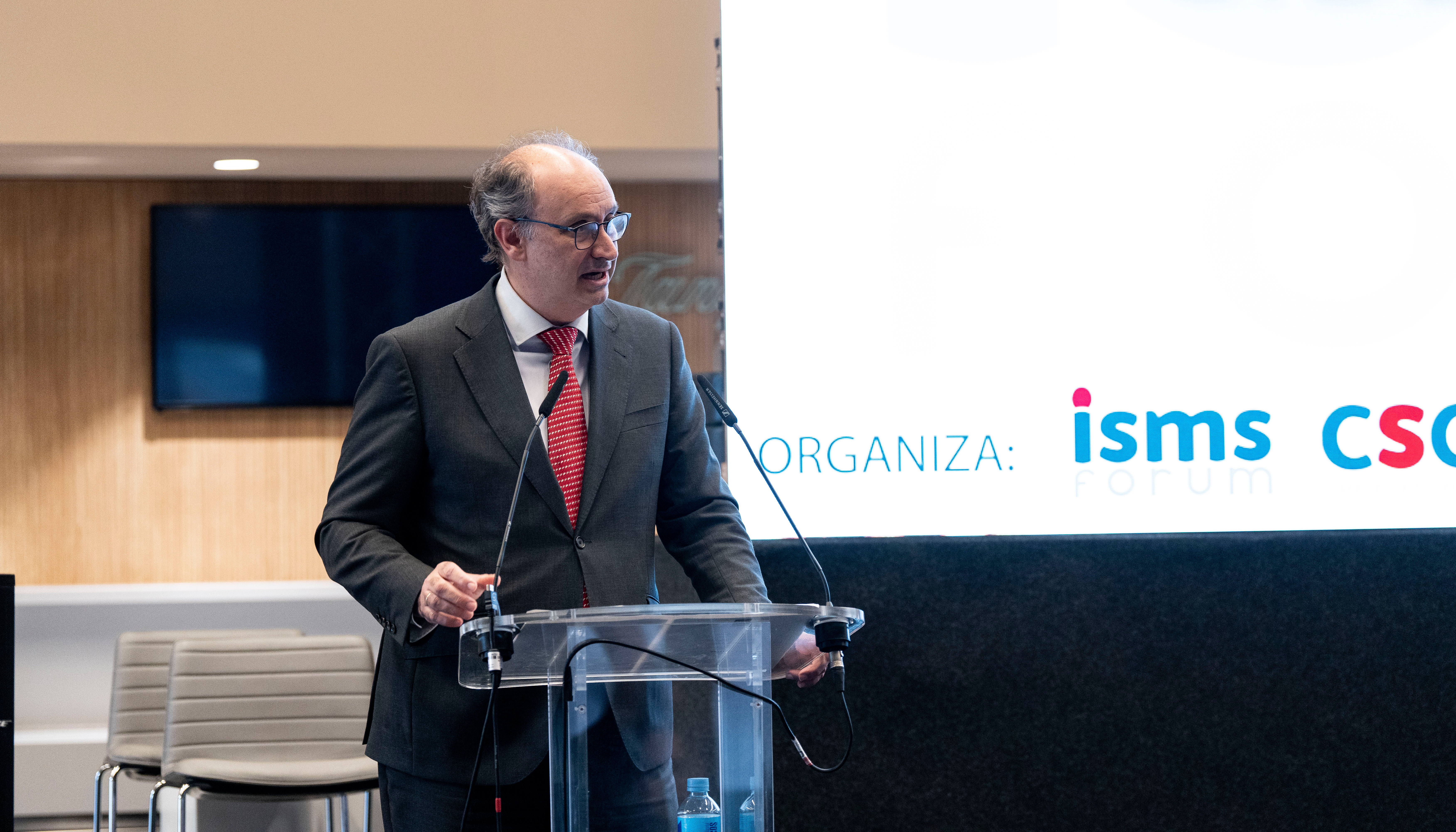 La alianza de la consejer�a de Digitalizaci�n de la Comunidad de Madrid con ISMS Forum es ejemplo de colaboraci�n p�blico-privada...