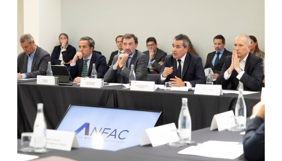 Nos enfrentamos a un nuevo paradigma tecnolgico, comercial y geopoltico, que impacta en el sector del automvil en Europa y...