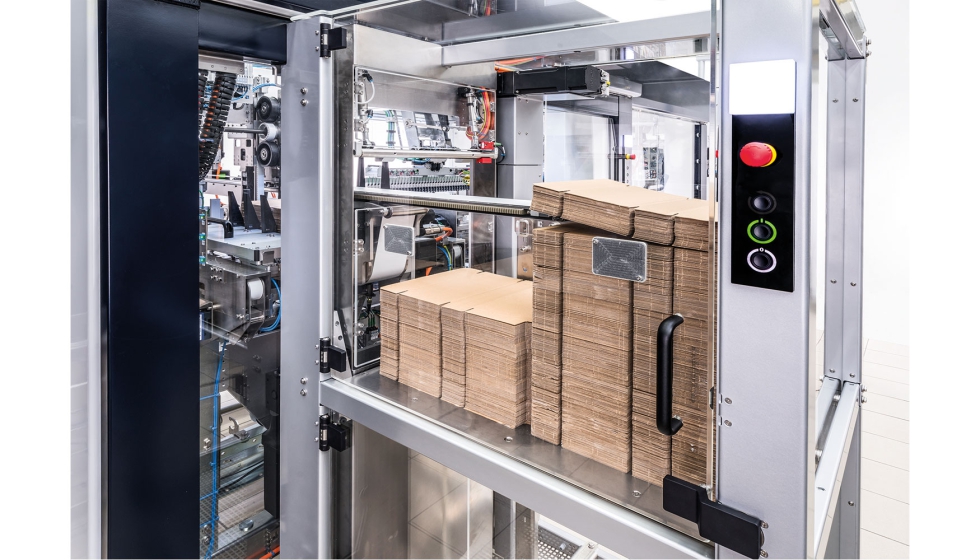 El cargador vertical permite colocar dos pilas de cartones, una detr�s de otra