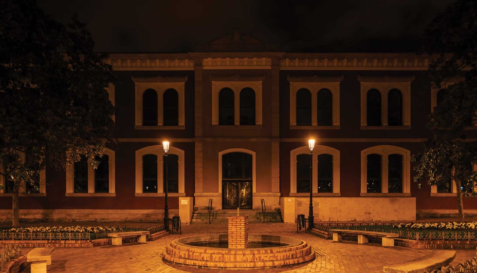 Sistema LED 2200 K en el casco hist�rico, con potencia ajustada entre 19 y 35 W para reducir el consumo energ�tico