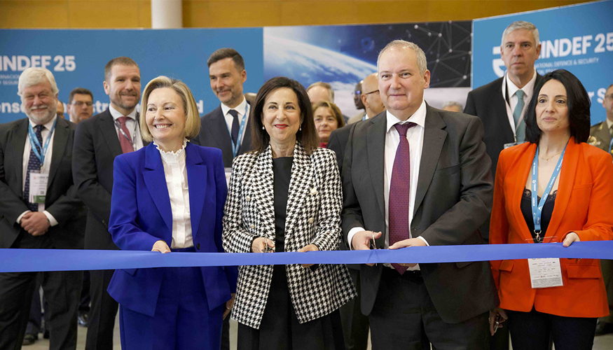 Acto de inauguracin de Feindef 2025 con la presencia de Margarita Robles, ministra de Defensa, y Jordi Hereu, ministro de Industria y Turismo...