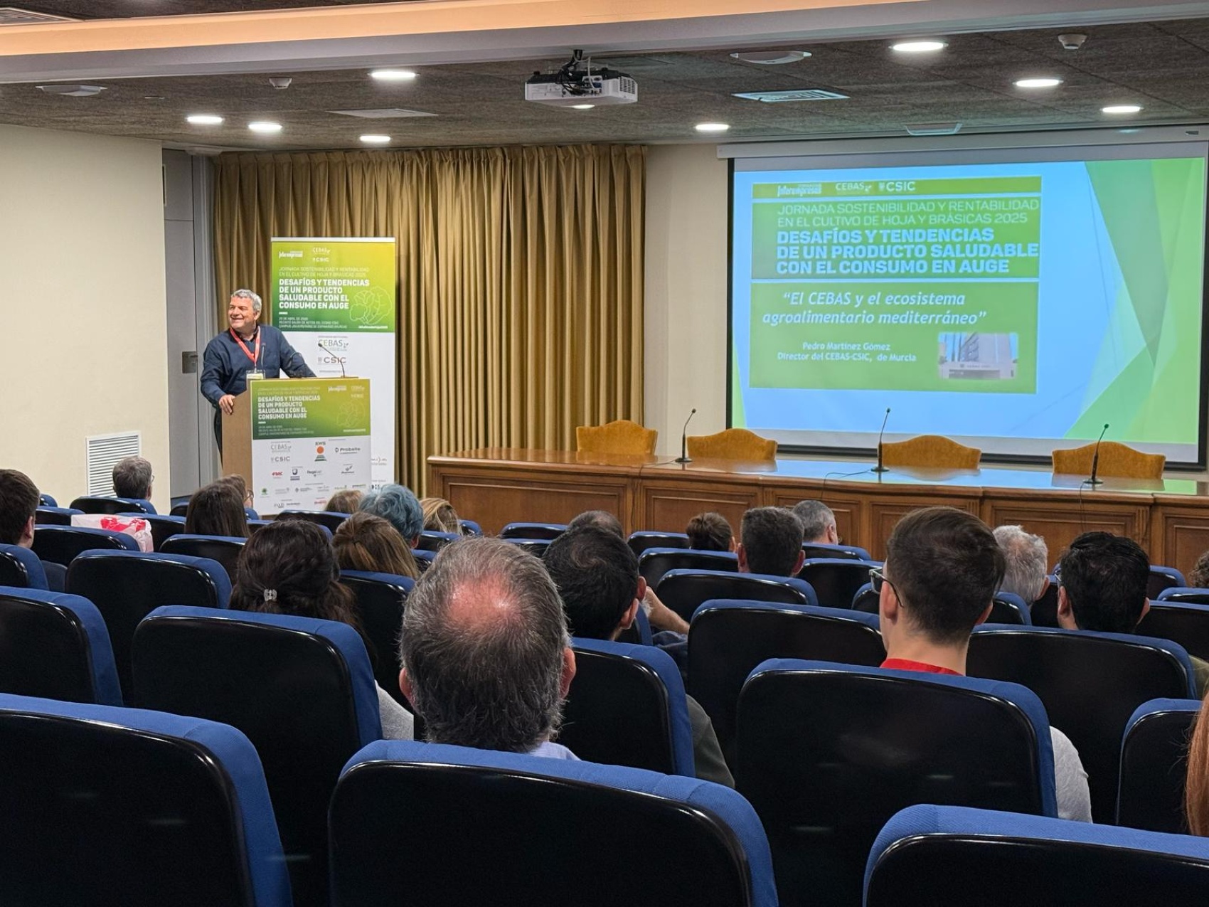 El director del CEBAS-CSIC, Pedro Martnez-Gmez, inaugur la jornada Sostenibilidad y rentabilidad en el cultivo de hoja y brsicas'...