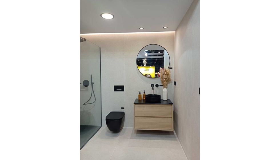 Detalle de las soluciones de Decosan, en colaboracin con Nofer, en la propuesta modular de Saloni en Rebuild 2025