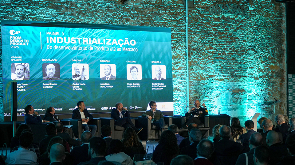 O terceiro painel, dedicado ao tema da Industrializao, apresentou abordagens concretas para uma produo mais inteligente...