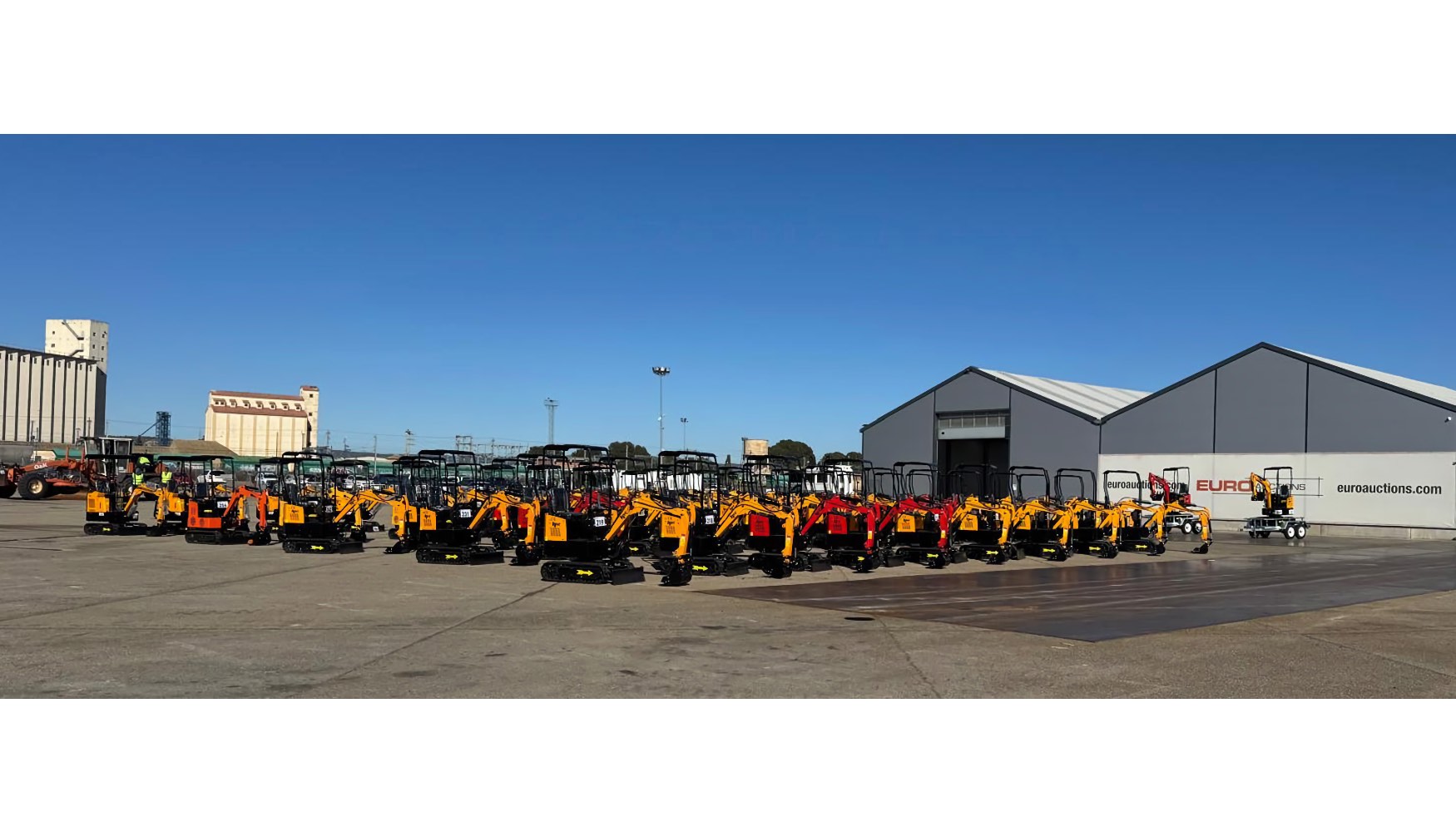 Lote de excavadoras subastas por Euro Auctions