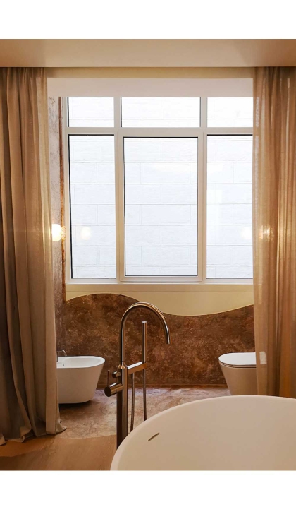 STRUGAL 64RP Gala se presentaba en Casa Decor en versi�n con hoja oculta en color blanco