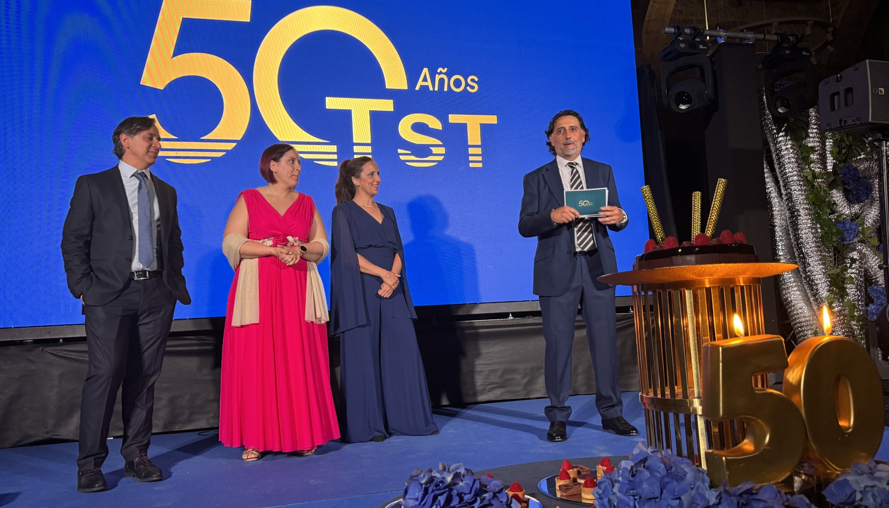 Discurso de agradecimiento de Juanjo Torres, director general de Grupo TST, a todos los clientes, trabajadores, proveedores y amigos...