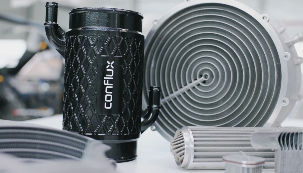 Los refrigeradores de aire Donkervoort P24 RS se encuentran ahora en el vano motor...