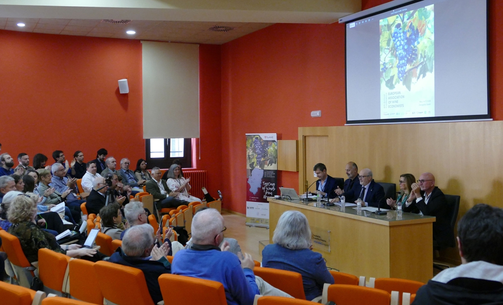 Inauguracin de la IV Conferencia EuAWE