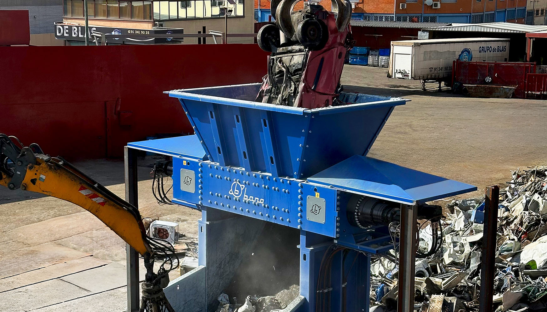 Los productos Bano se caracterizan por su fiabilidad y robustez. Están diseñados para superar los estándares técnicos más exigentes del mercado... Los productos Bano se caracterizan por su fiabilidad y robustez. Están diseñados para superar los estándares técnicos más exigentes del mercado...
