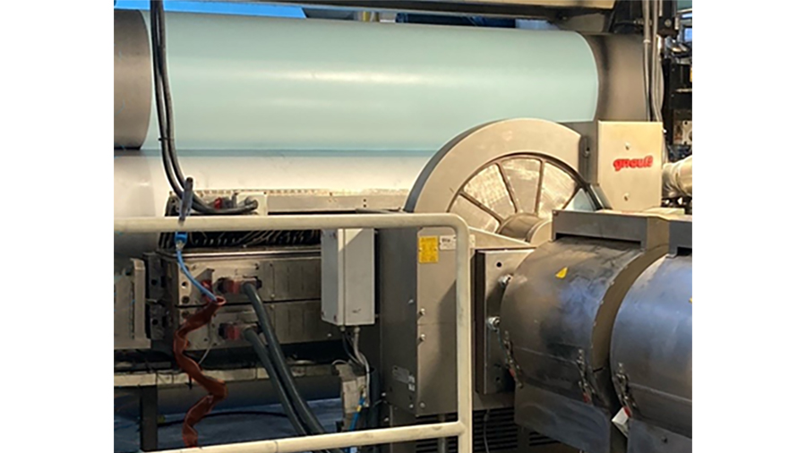Foto de Importante melhoria de eficincia na reciclagem de PVC na Renolit com o filtro contnuo Gneuss SFneos
