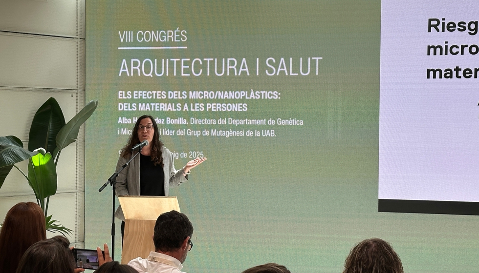 La directora del Departamento de Gen�tica y Microbiolog�a y del Grupo de Mutag�nesis de la UAB, Alba Hern�ndez Bonilla